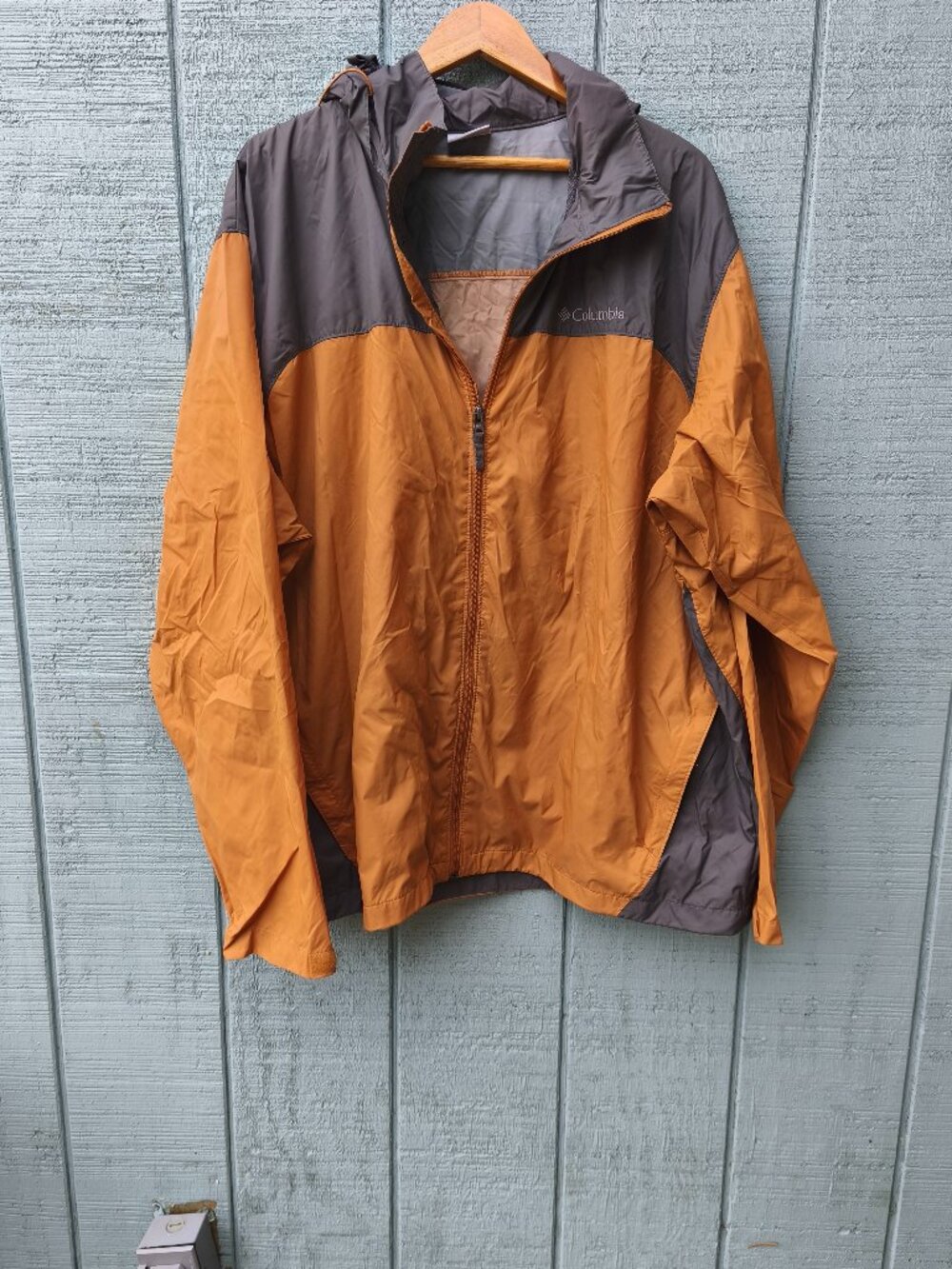 Columbia Men's Omnishield Windbreaker Jacket sz XXL Orange Gray Hiking Outdoors
